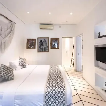 The Green Room Seminyak Exterior photo