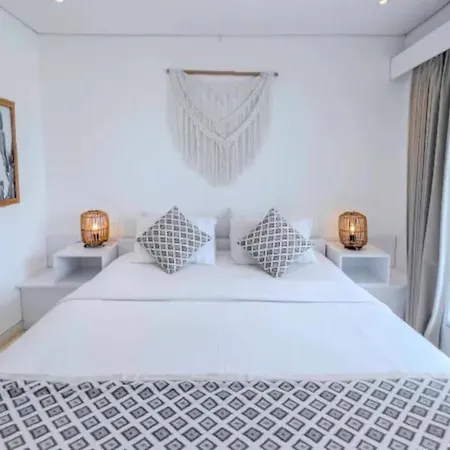 The Green Room Seminyak Exterior photo